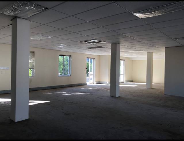 607M² OFFICE TO LET IN WIERDA VALLEY